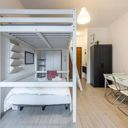 Apartamento Garden View - Near San Siro And Ippodromo Milão